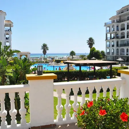 Marina De La Duquesa 414 *